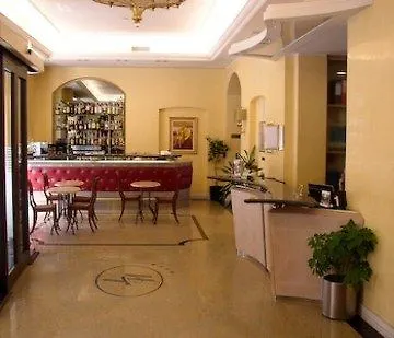 Hotel Terminal Милан