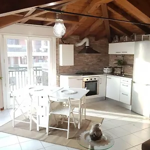 Apartamento Leonardo Da Vinci / Galeazzi, Milán