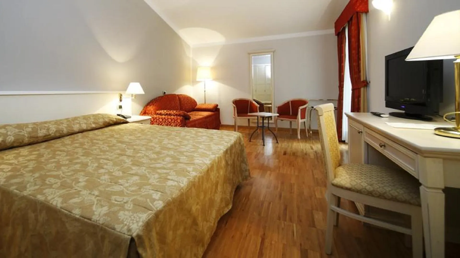 Hotel Terminal Milano 3*,  İtalya